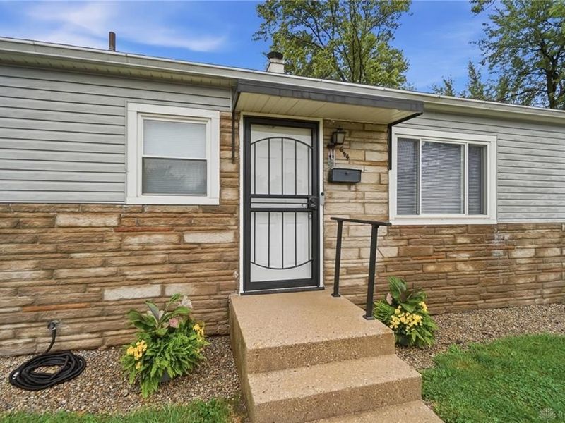 644 Cortland Drive, Springfield, OH 45505 Photo 7