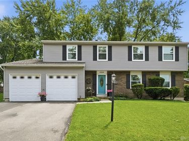 5320 Honeyleaf Way, Riverside, OH 45424