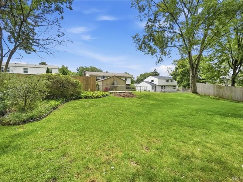 5320 Honeyleaf Way, Riverside, OH 45424 Photo 60