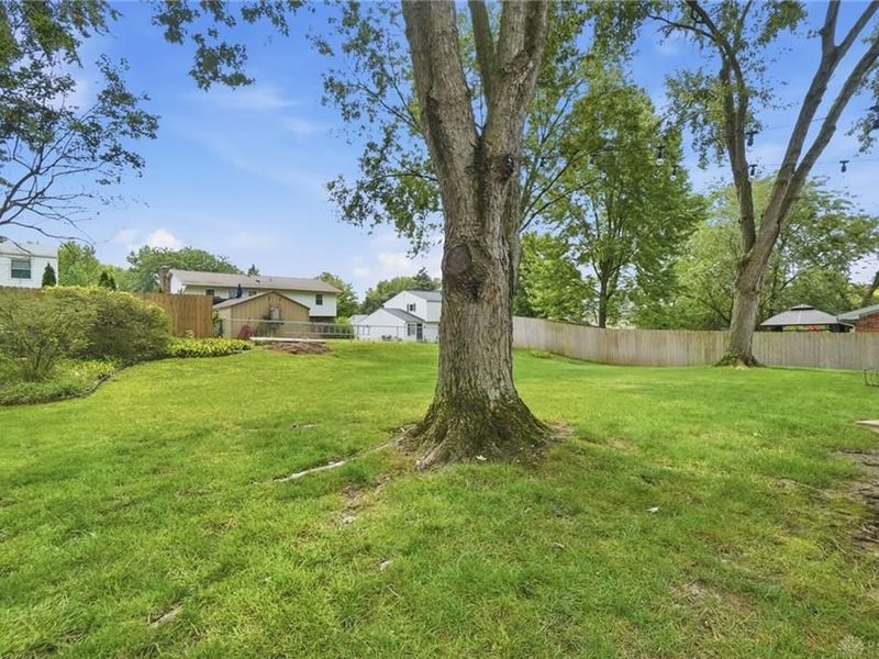 5320 Honeyleaf Way, Riverside, OH 45424 Photo 63