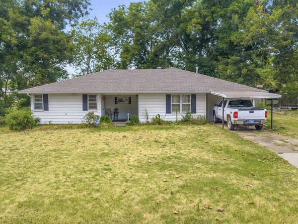 1415 Holt Street , Ardmore, OK 73401