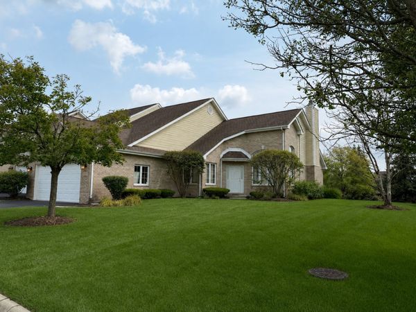 10427 Songbird Circle , Orland Park, IL 60467