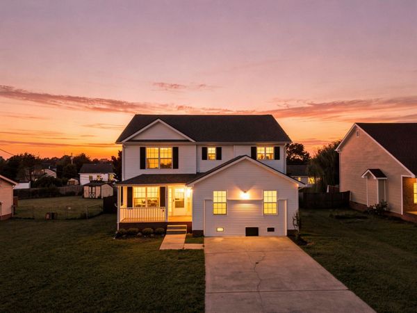 3390 Bradfield Dr , Clarksville, TN 37042