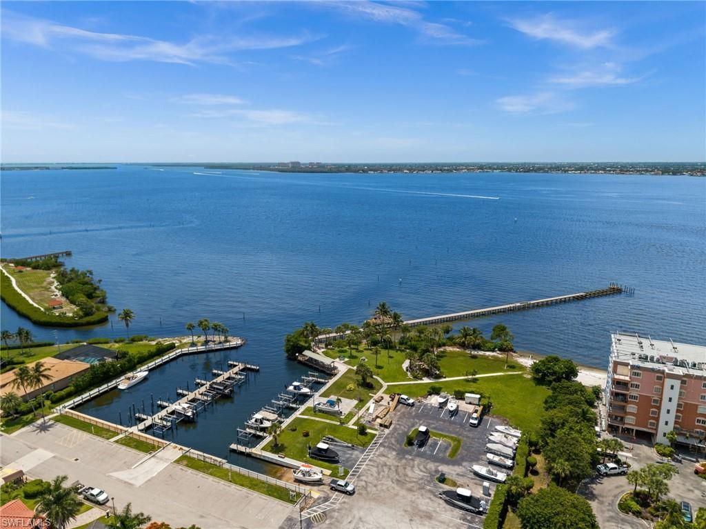 15121 Laguna Dr , Unit 102, Fort Myers, FL 33908 Photo