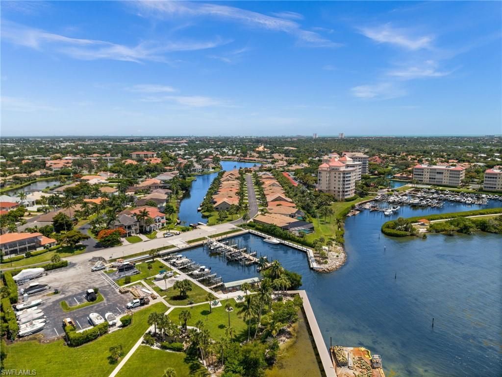 15121 Laguna Dr , Unit 102, Fort Myers, FL 33908 Photo