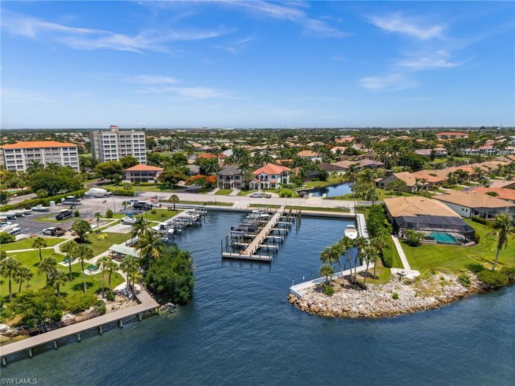 15121 Laguna Dr , Unit 102, Fort Myers, FL 33908 Photo