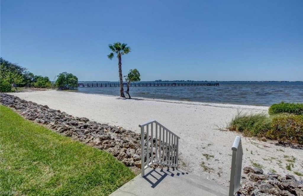 15121 Laguna Dr , Unit 102, Fort Myers, FL 33908 Photo