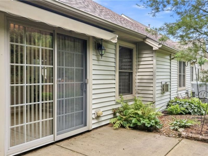 1182 Orchard Bend Drive, Salem, OH 44460 Photo 8