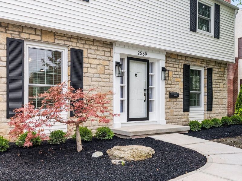 2559 Welsford Road, Columbus, OH 43221 Photo 2