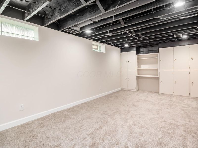 2559 Welsford Road, Columbus, OH 43221 Photo 26