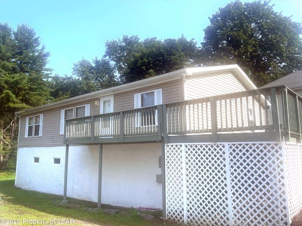 92 Carverton Road, Shavertown, PA 18708