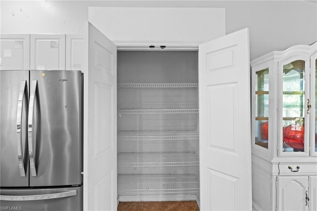 1012 NW 33rd Pl, Cape Coral, FL 33993 Photo