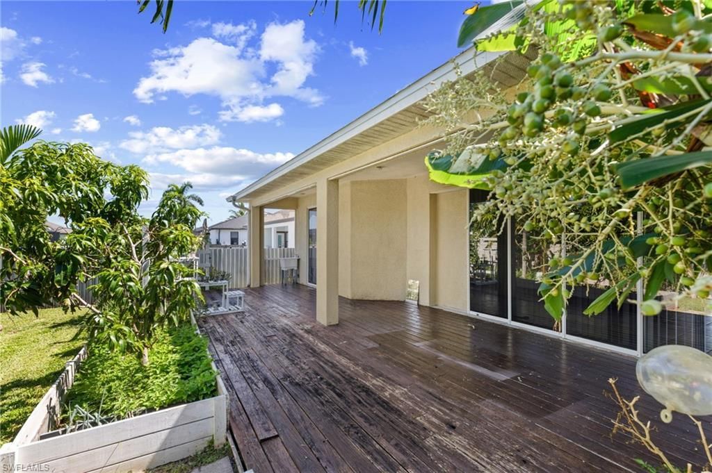 1012 NW 33rd Pl, Cape Coral, FL 33993 Photo