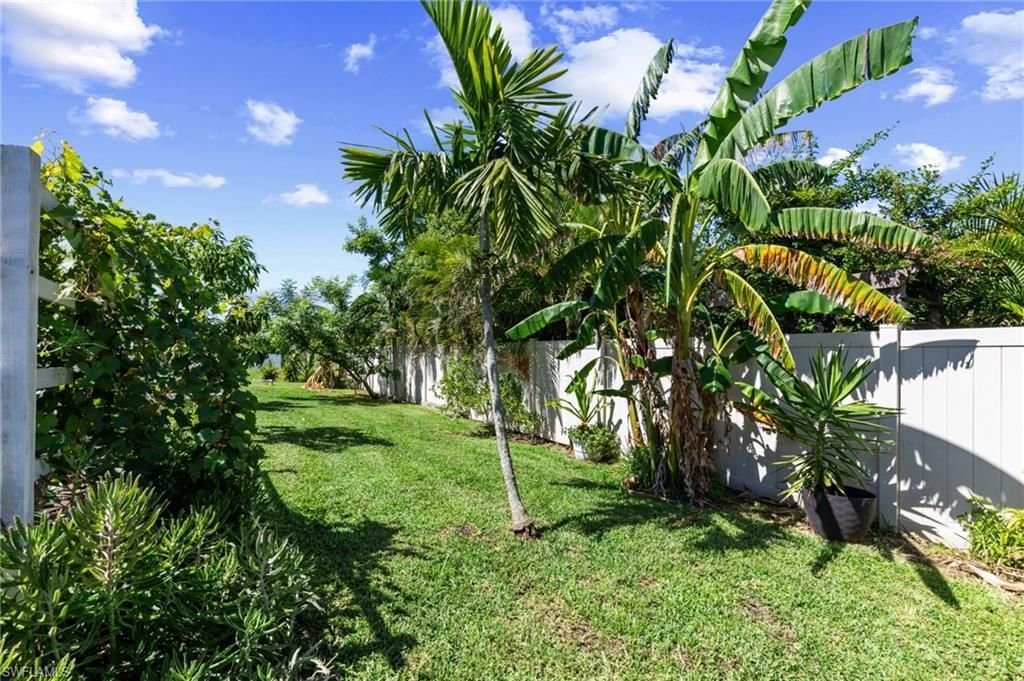 1012 NW 33rd Pl, Cape Coral, FL 33993 Photo