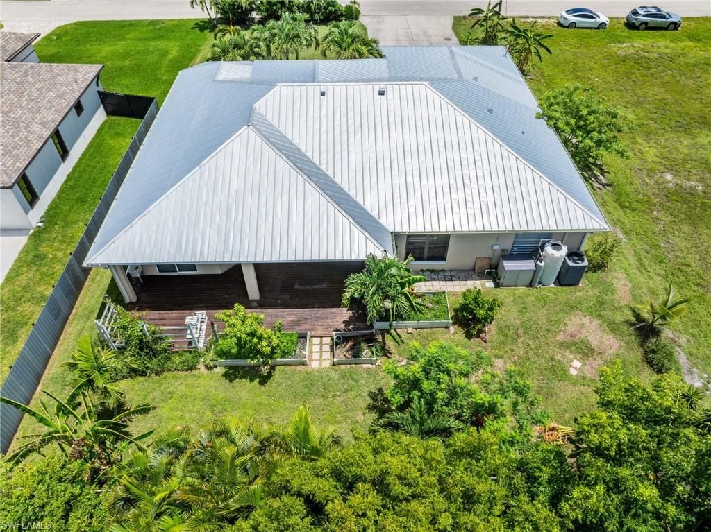 1012 NW 33rd Pl, Cape Coral, FL 33993 Photo