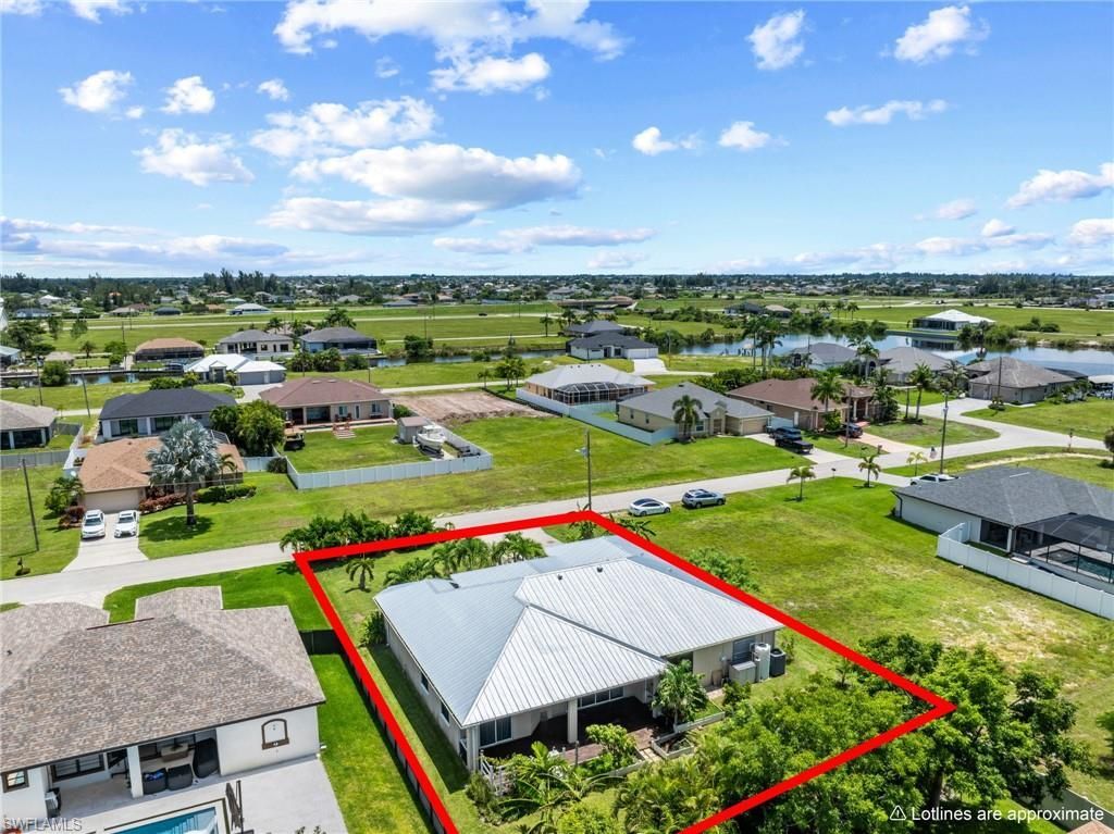 1012 NW 33rd Pl, Cape Coral, FL 33993 Photo
