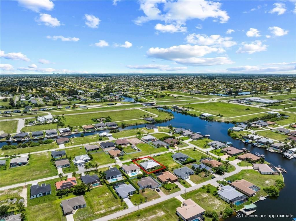 1012 NW 33rd Pl, Cape Coral, FL 33993 Photo