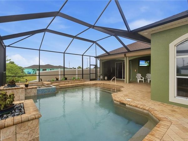1005 NW 3rd PL, CAPE CORAL, FL 33993