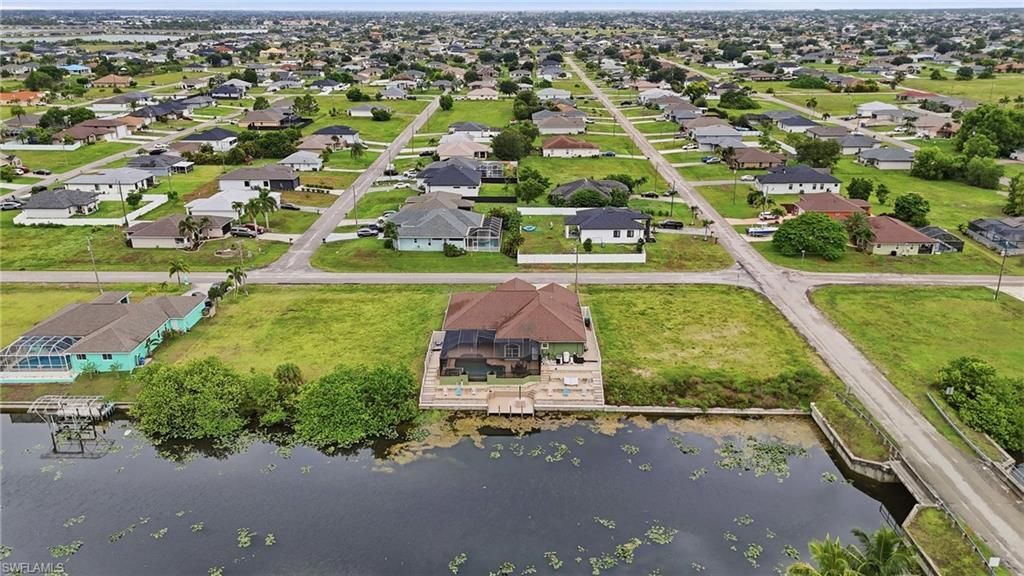 1005 NW 3rd Pl, Cape Coral, FL 33993 Photo
