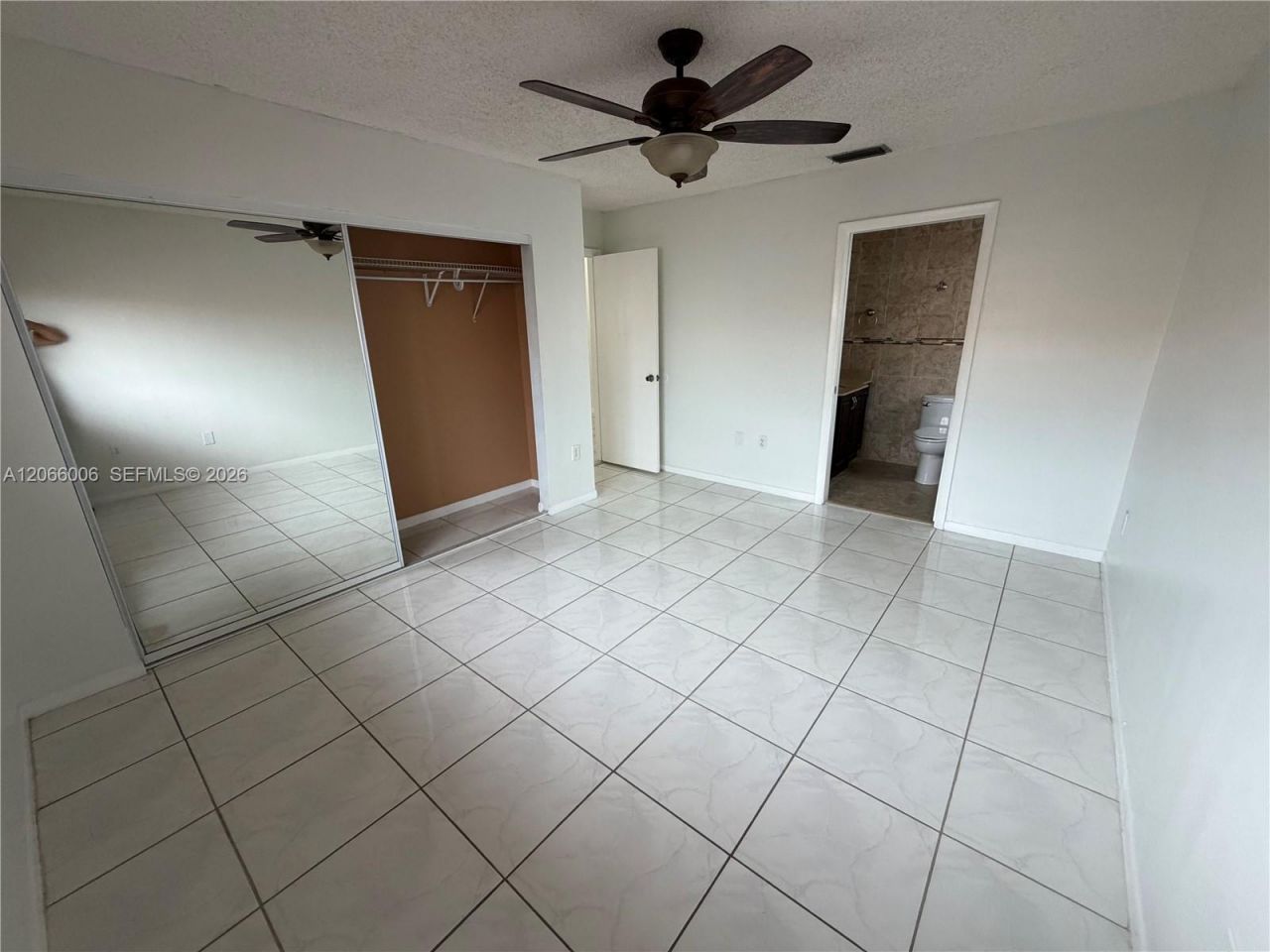 7792 W 29th Way , Unit 202, Hialeah, FL 33018 Photo