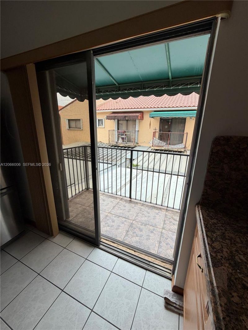 7792 W 29th Way , Unit 202, Hialeah, FL 33018 Photo