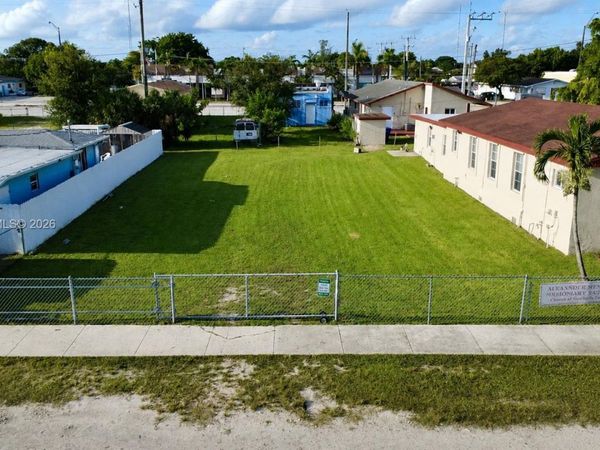 5676 Fletcher St , Hollywood, FL 33023