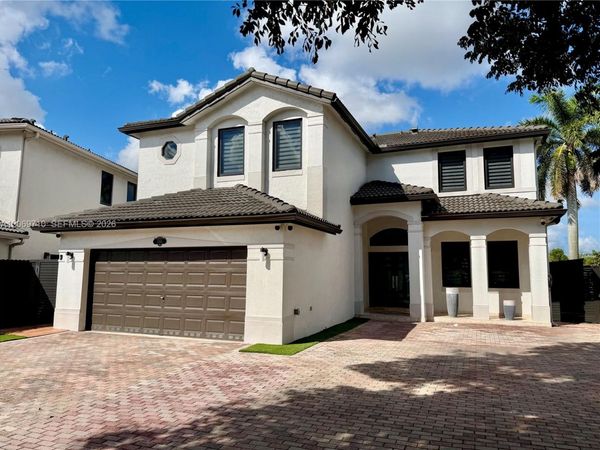 XX64 SW 15Xst Pl , Miami, FL 33185
