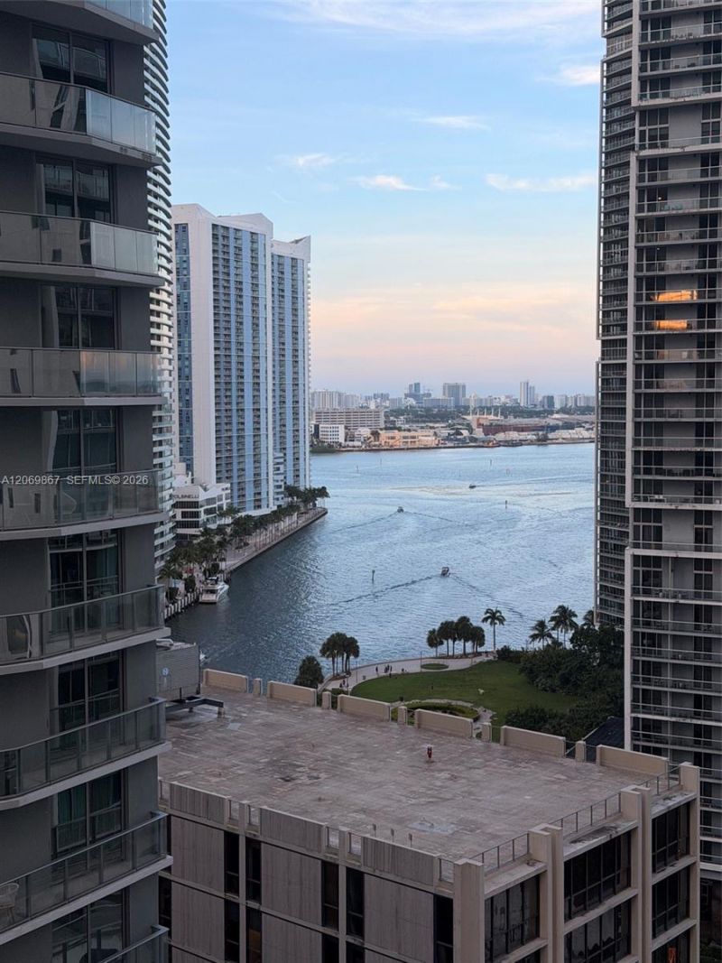 55 SE 6th St , Unit 2007, Miami, FL 33131 Photo