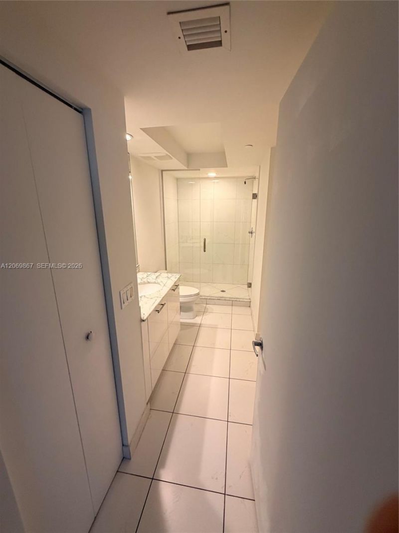 55 SE 6th St , Unit 2007, Miami, FL 33131 Photo