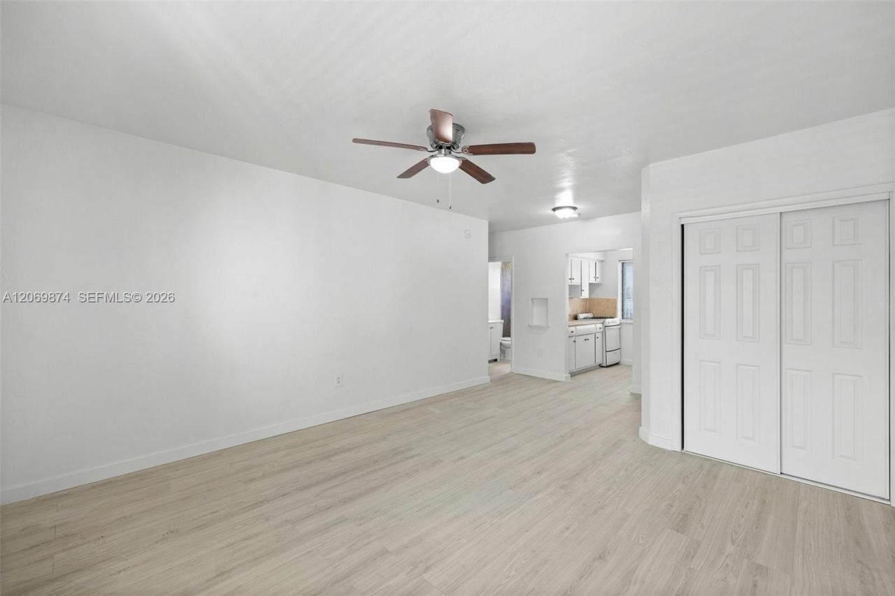 7721 Dickens Ave, Unit 6, Miami Beach, FL 33141 Photo