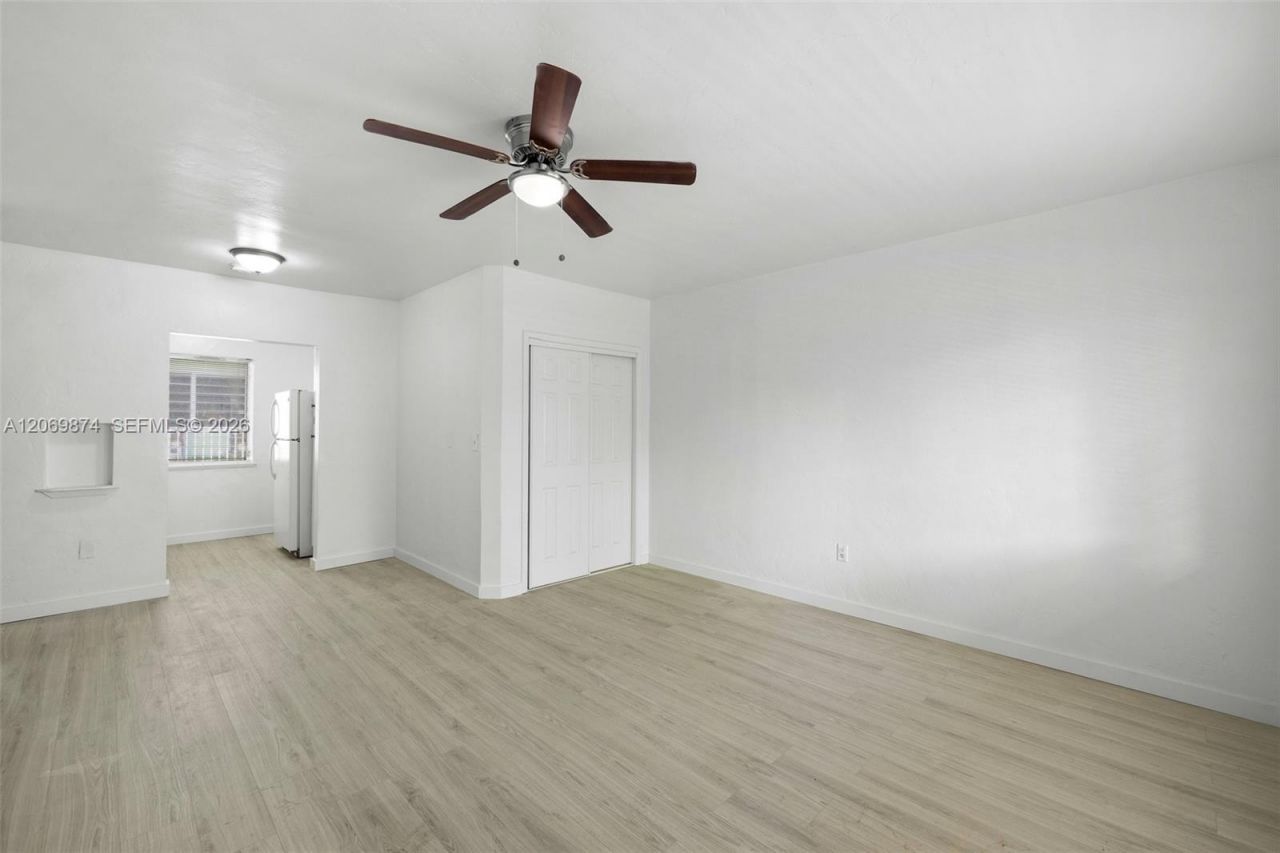 7721 Dickens Ave, Unit 6, Miami Beach, FL 33141 Photo