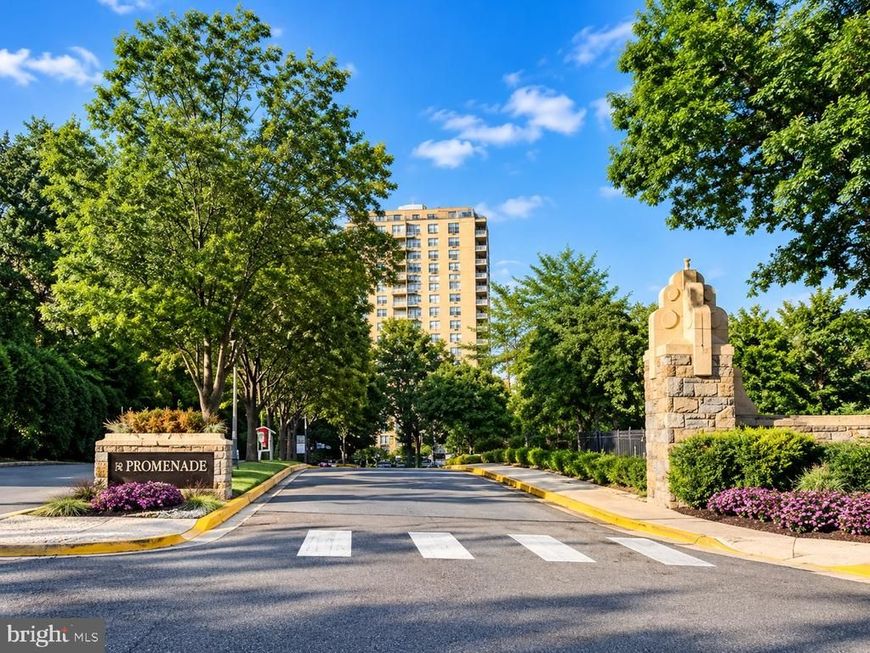 5225 Pooks Hill Road, Unit 1822S, Bethesda, MD 20814 Main Photo