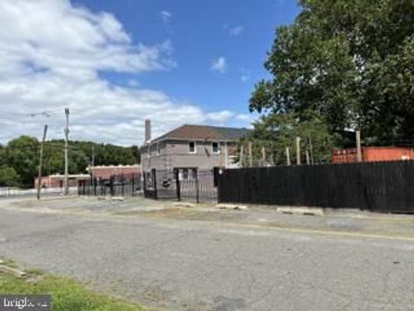 2757 BETHEL ROAD, CHESTER, PA 19013
