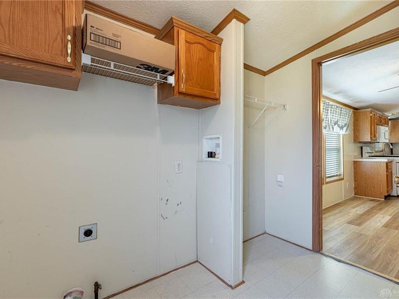 11054 Oakwood Village Boulevard, Miamisburg, OH 45342 Photo 13