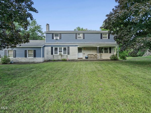 151 Wood Dale Drive, Clifton Park, NY 12019