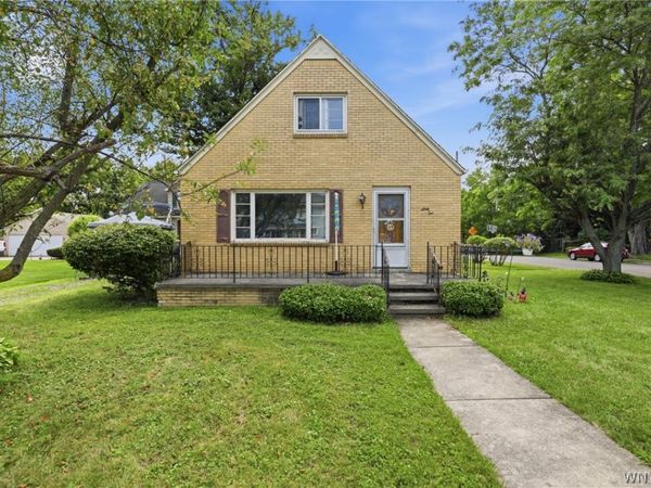 62 Maple Avenue , Hamburg, NY 14219