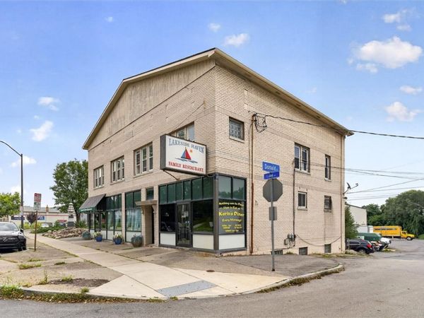 3212 Lake Avenue, Rochester, NY 14612