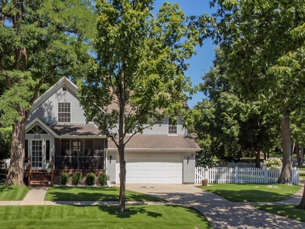 410 Belleplaine Avenue , Park Ridge, IL 60068