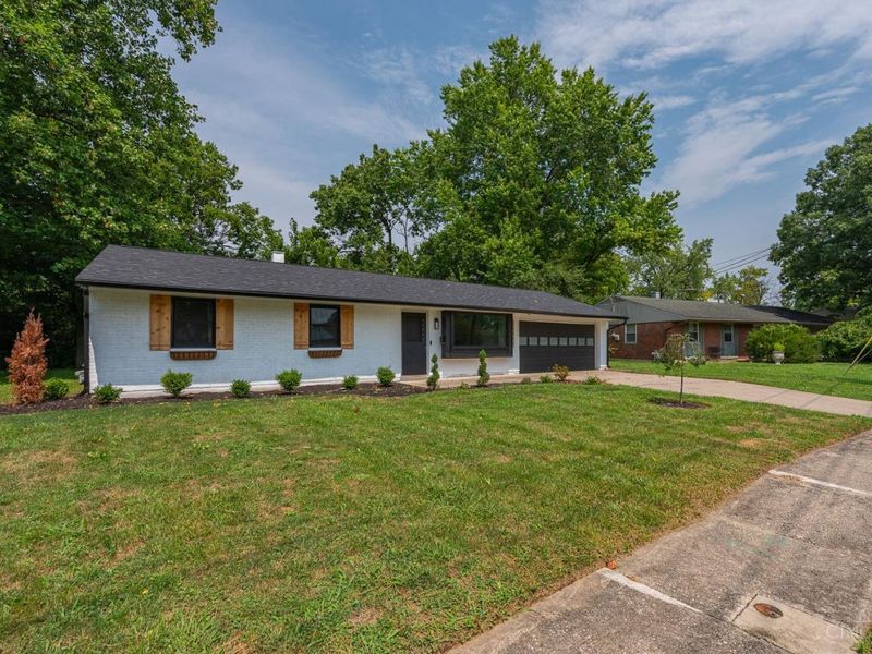 11926 Lawnview Avenue, Springdale, OH 45246 Photo 3