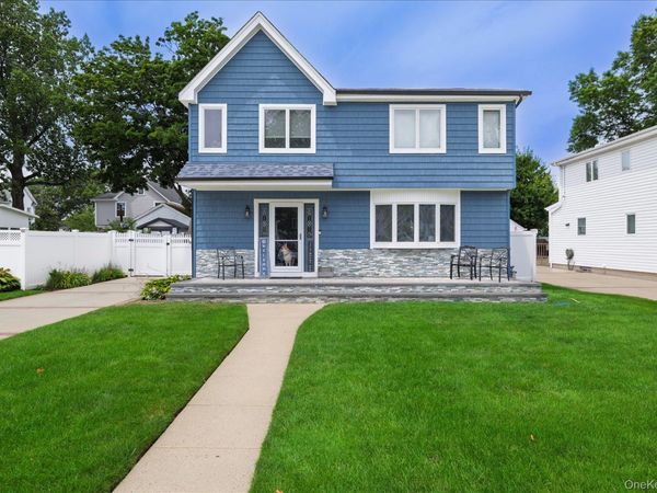 2618 Mount Avenue , Oceanside, NY 11572