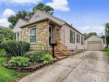 516 Monteray Avenue, Kettering, OH 45419