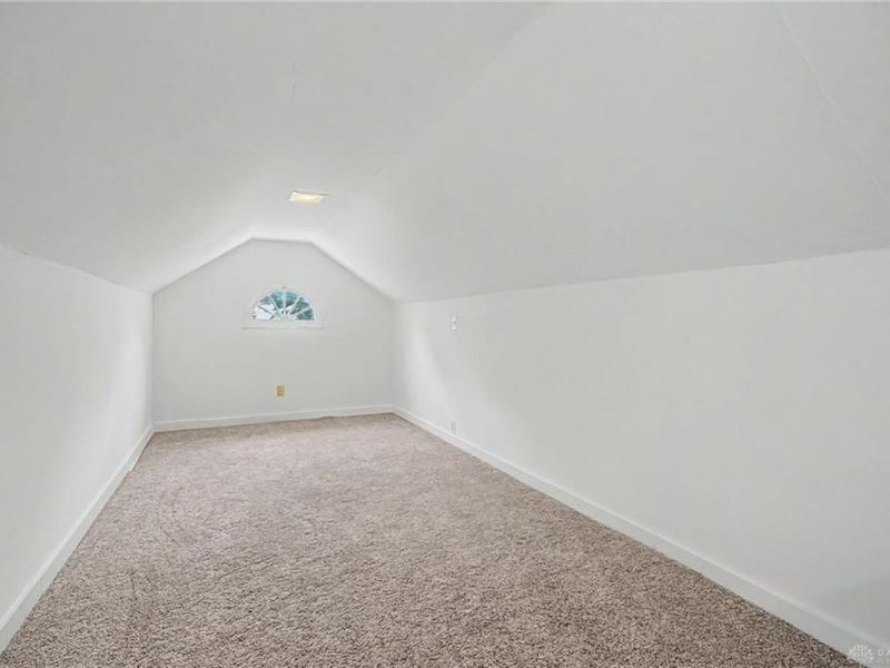 516 Monteray Avenue, Kettering, OH 45419 Photo 28