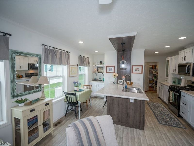 1572 Bogie Lane, Painesville, OH 44077 Photo 13