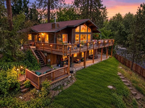 3310 W Hartson Ave, Spokane, WA 99224