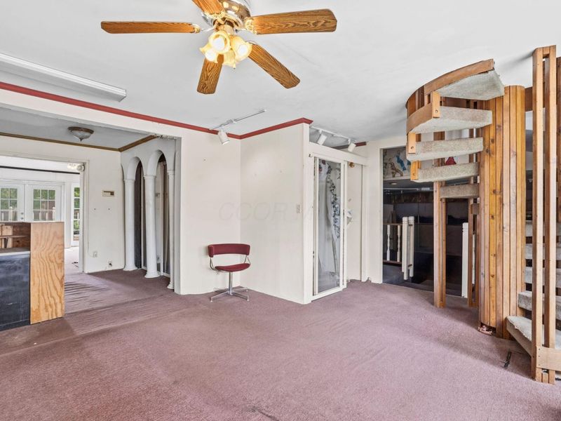 3900 Noe Bixby Road , Columbus, OH 43232 Photo 18