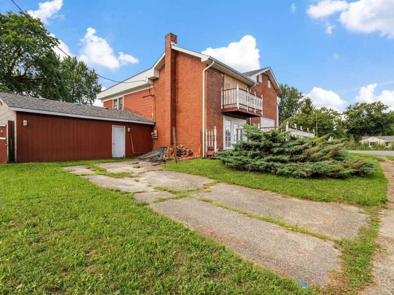 3900 Noe Bixby Road , Columbus, OH 43232 Photo 8