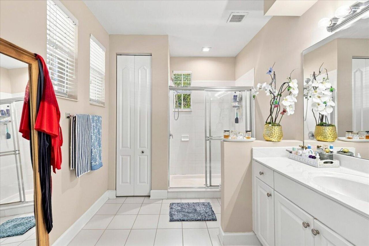 701 SW 147th Avenue, Pembroke Pines, FL 33027 Photo
