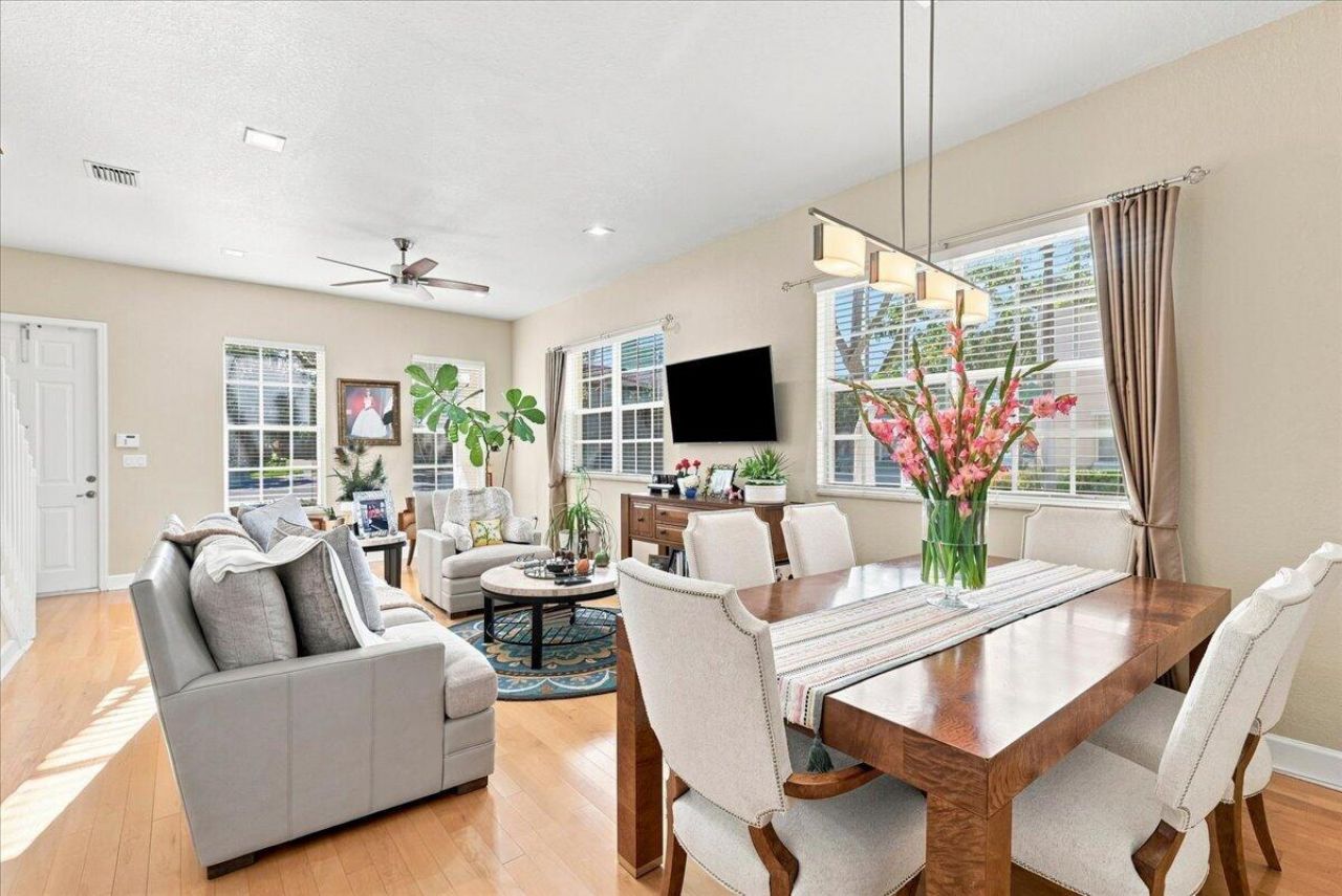 701 SW 147th Avenue, Pembroke Pines, FL 33027 Photo
