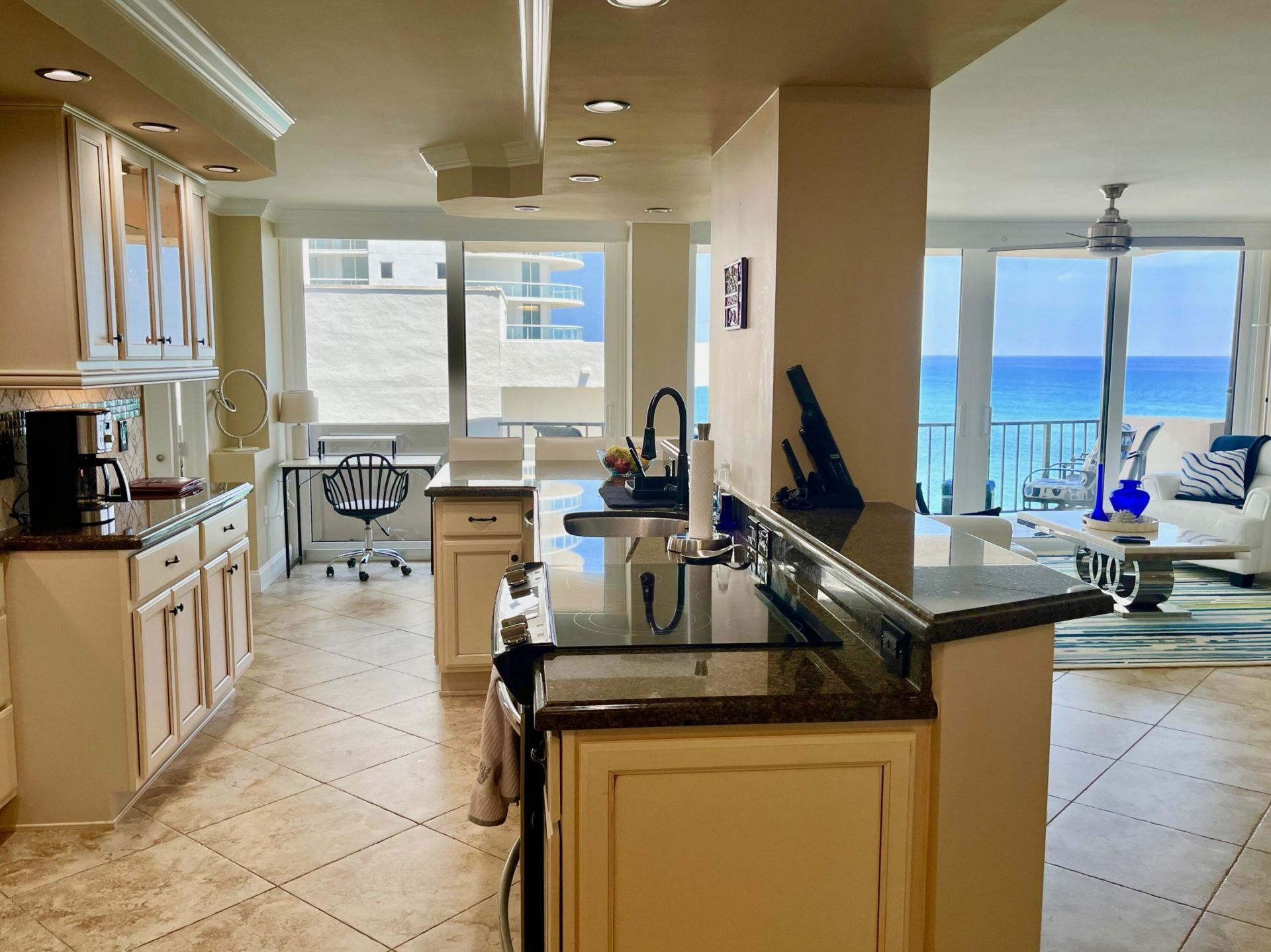 4200 N Ocean Drive, Unit 1-806, Riviera Beach, FL 33404 Photo
