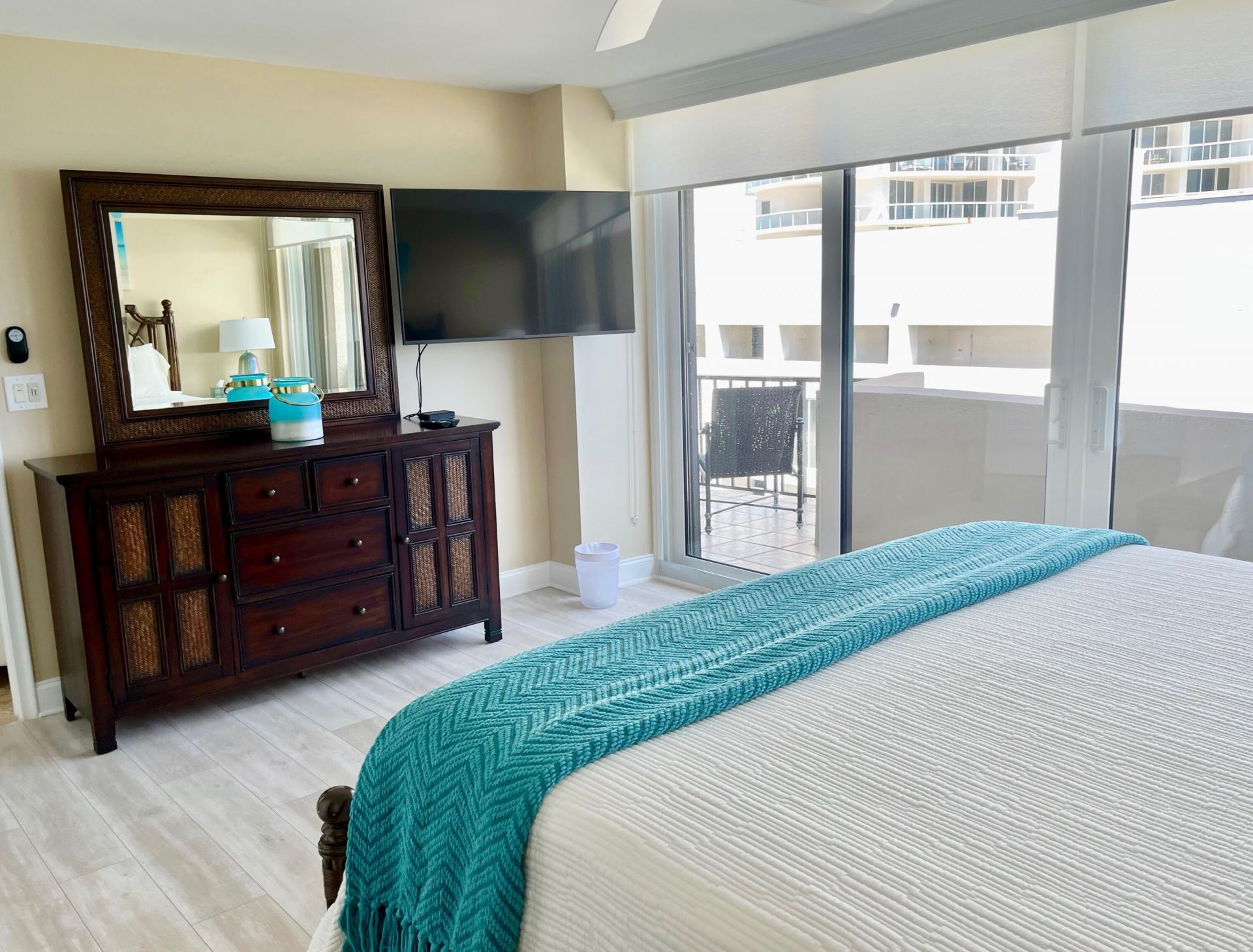 4200 N Ocean Drive, Unit 1-806, Riviera Beach, FL 33404 Photo